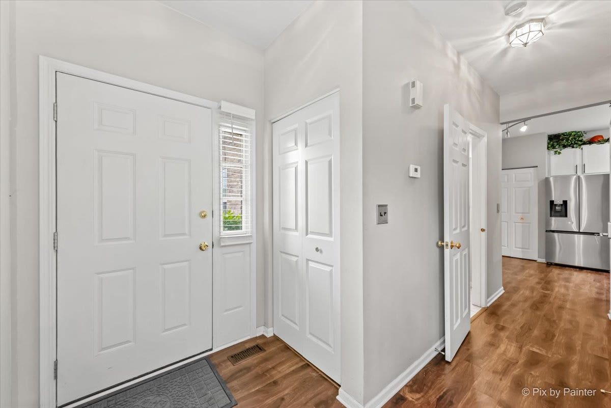 1070 Lily Field Lane, Bolingbrook, IL 60440