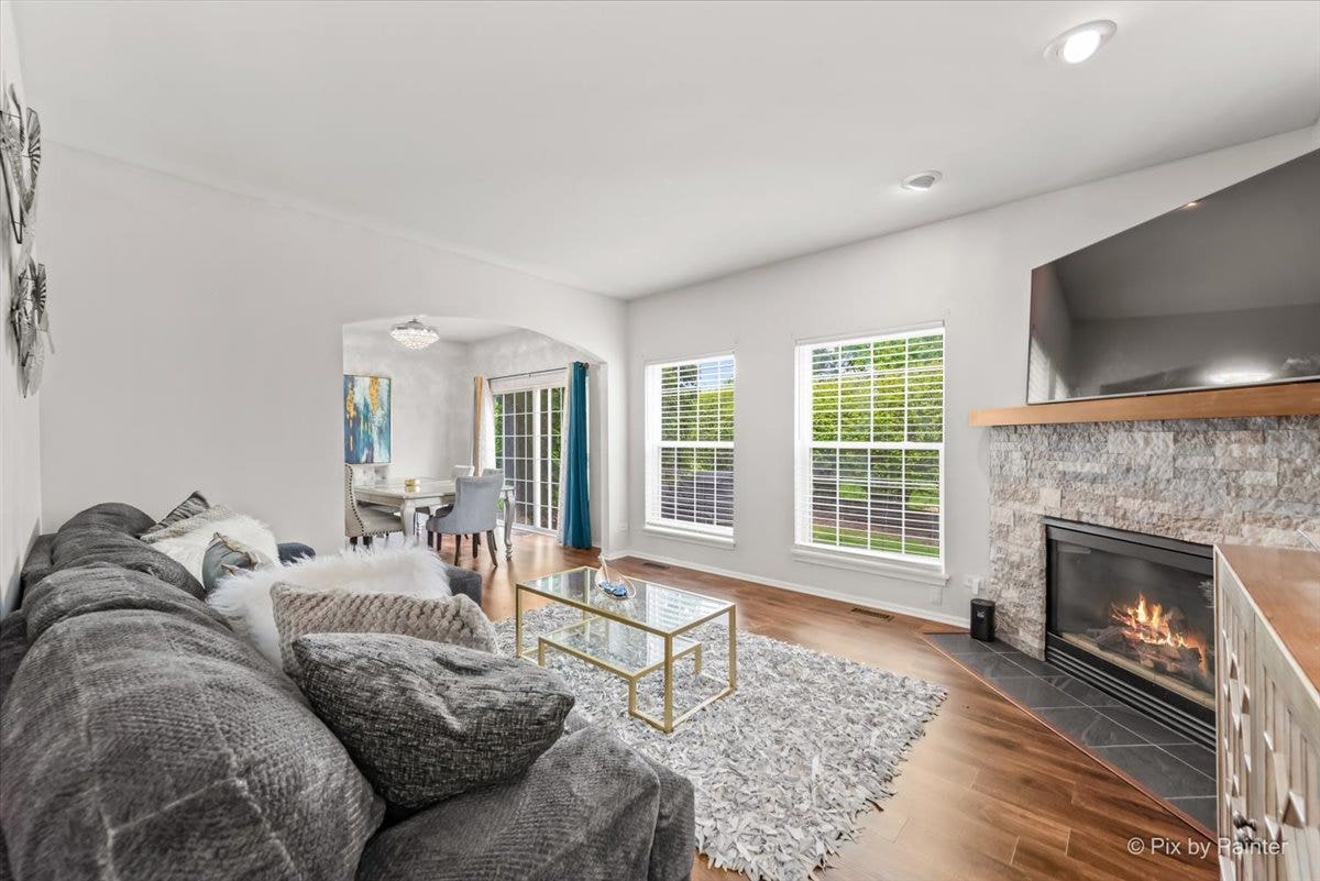 1070 Lily Field Lane, Bolingbrook, IL 60440