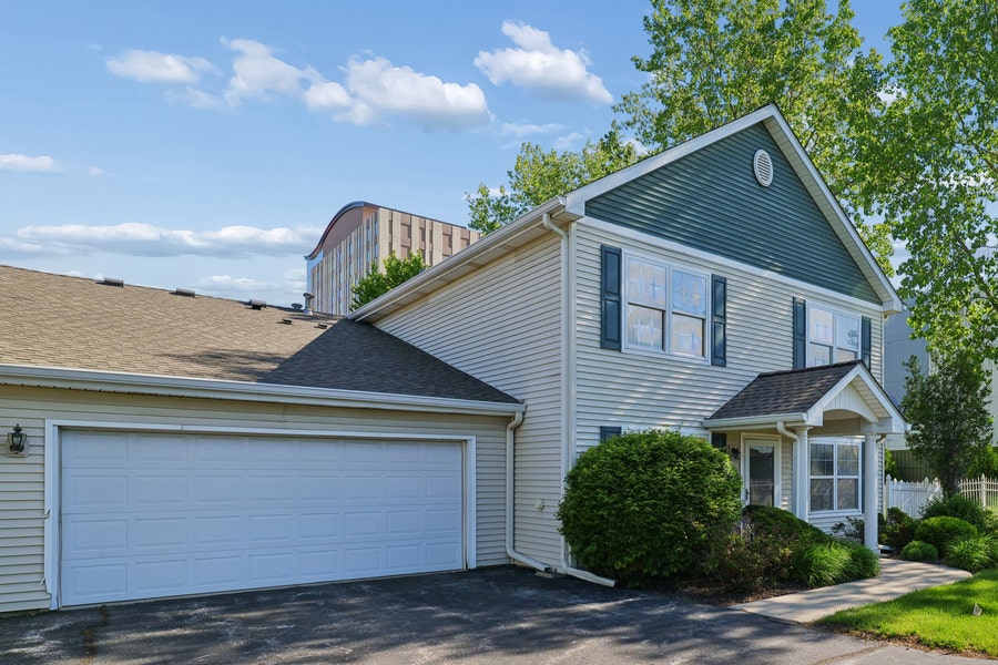 Property photo for 904 Garden Lane, Homewood, IL