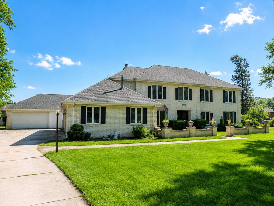 Property photo for 2958 E Timberline Court, Crete, IL