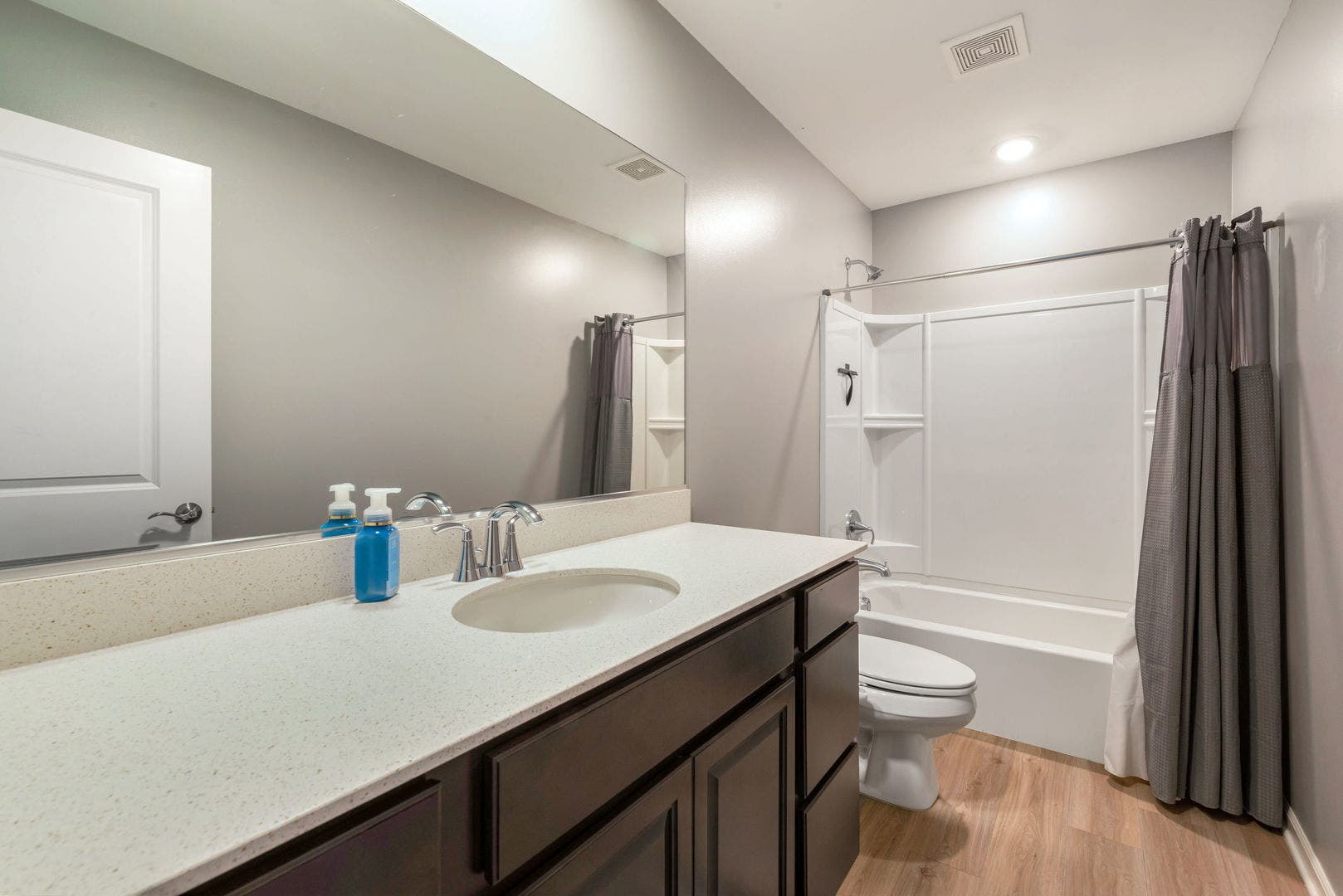 15027 W Quincy Circle, Manhattan, IL 60442 15027 W Quincy Circle, Manhattan, IL 60442