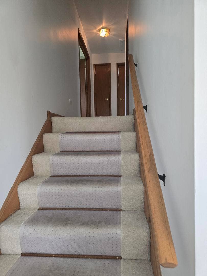 8413 Brookside Glen Drive, Tinley Park, IL 60487 8413 Brookside Glen Drive, Tinley Park, IL 60487