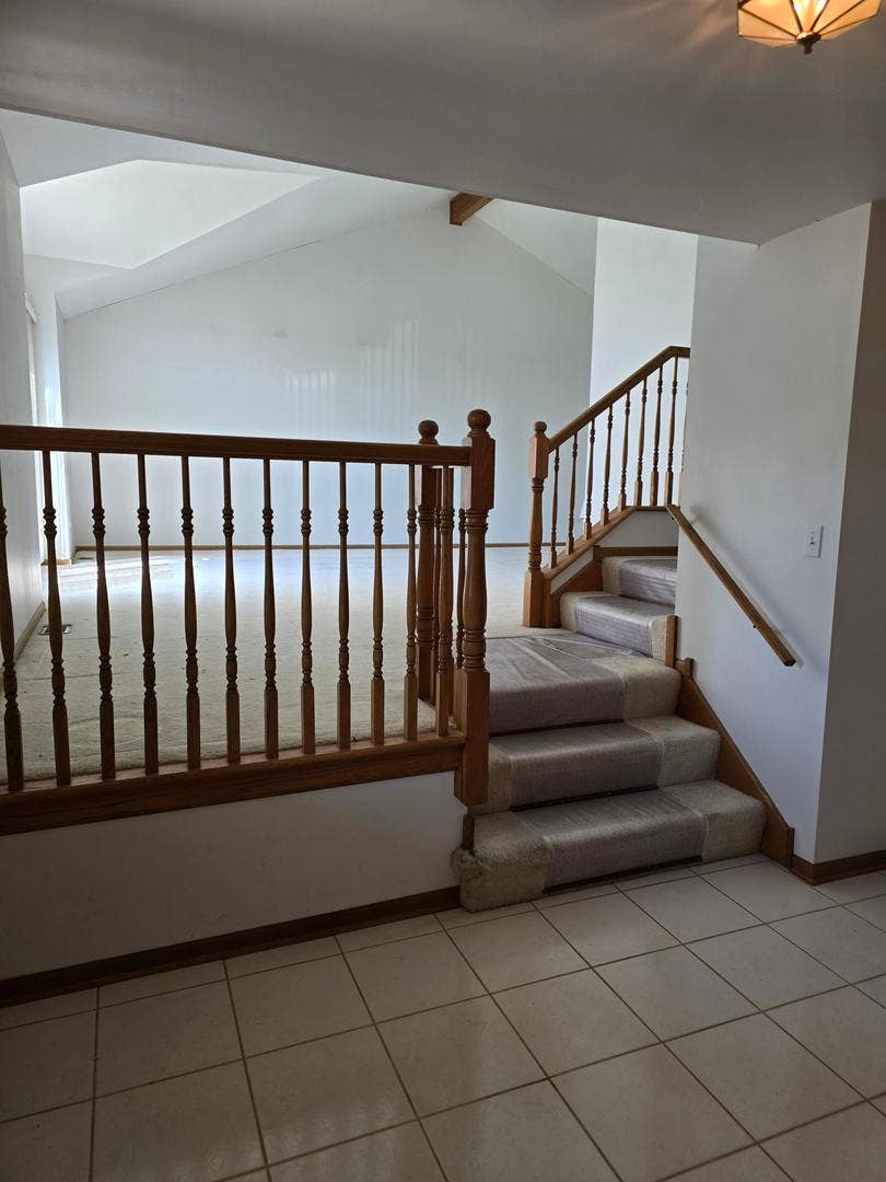 8413 Brookside Glen Drive, Tinley Park, IL 60487 8413 Brookside Glen Drive, Tinley Park, IL 60487