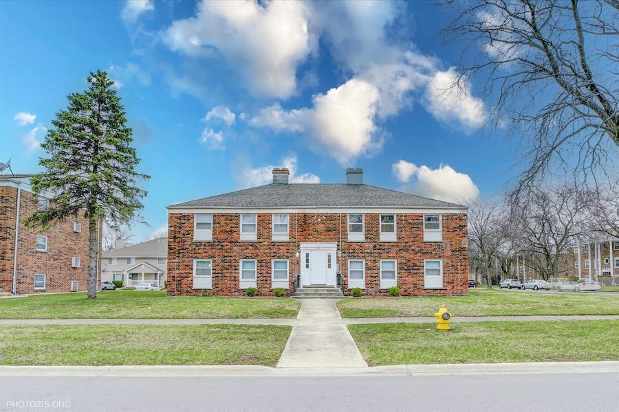 Property photo for 4032 216th Street, #1W, Matteson, IL