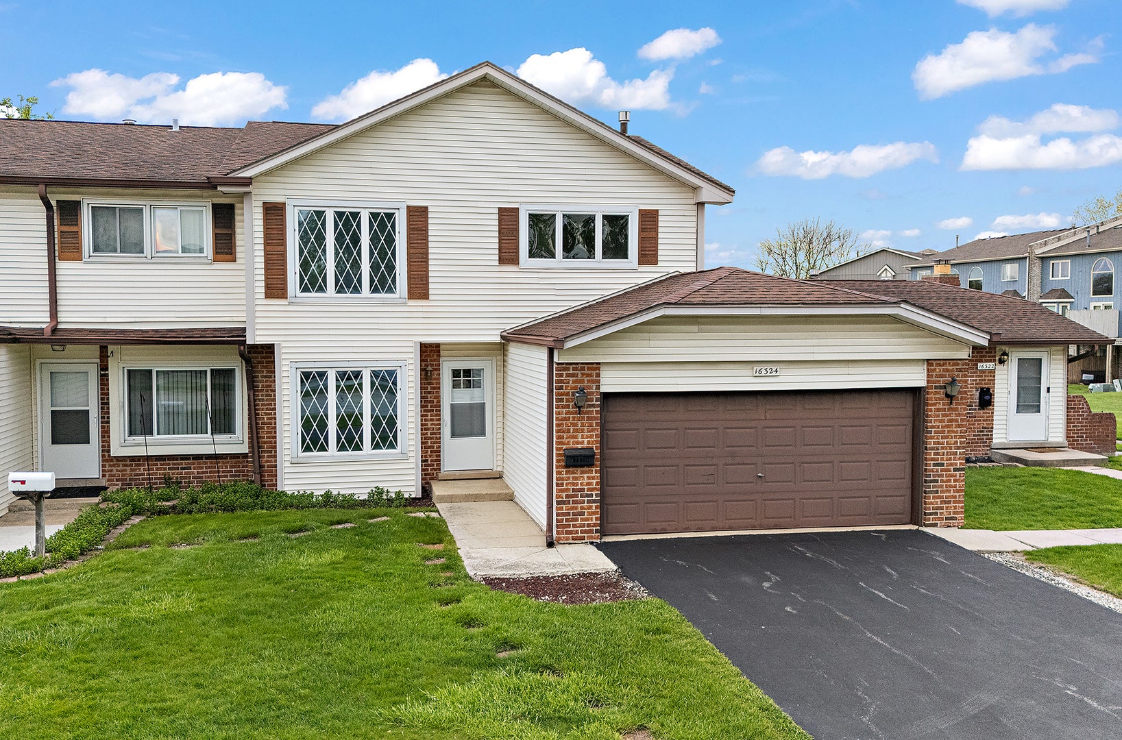 16324 Brementowne Drive, Tinley Park, IL 60477 16324 Brementowne Drive, Tinley Park, IL 60477