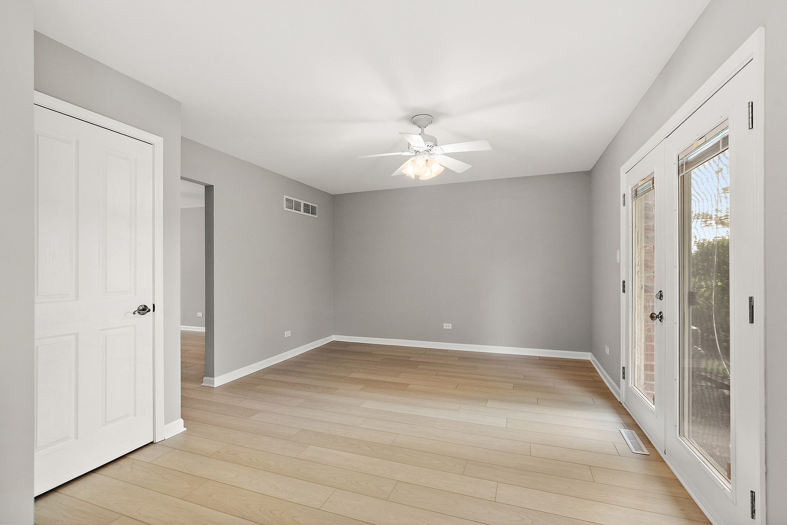 16324 Brementowne Drive, Tinley Park, IL 60477 16324 Brementowne Drive, Tinley Park, IL 60477