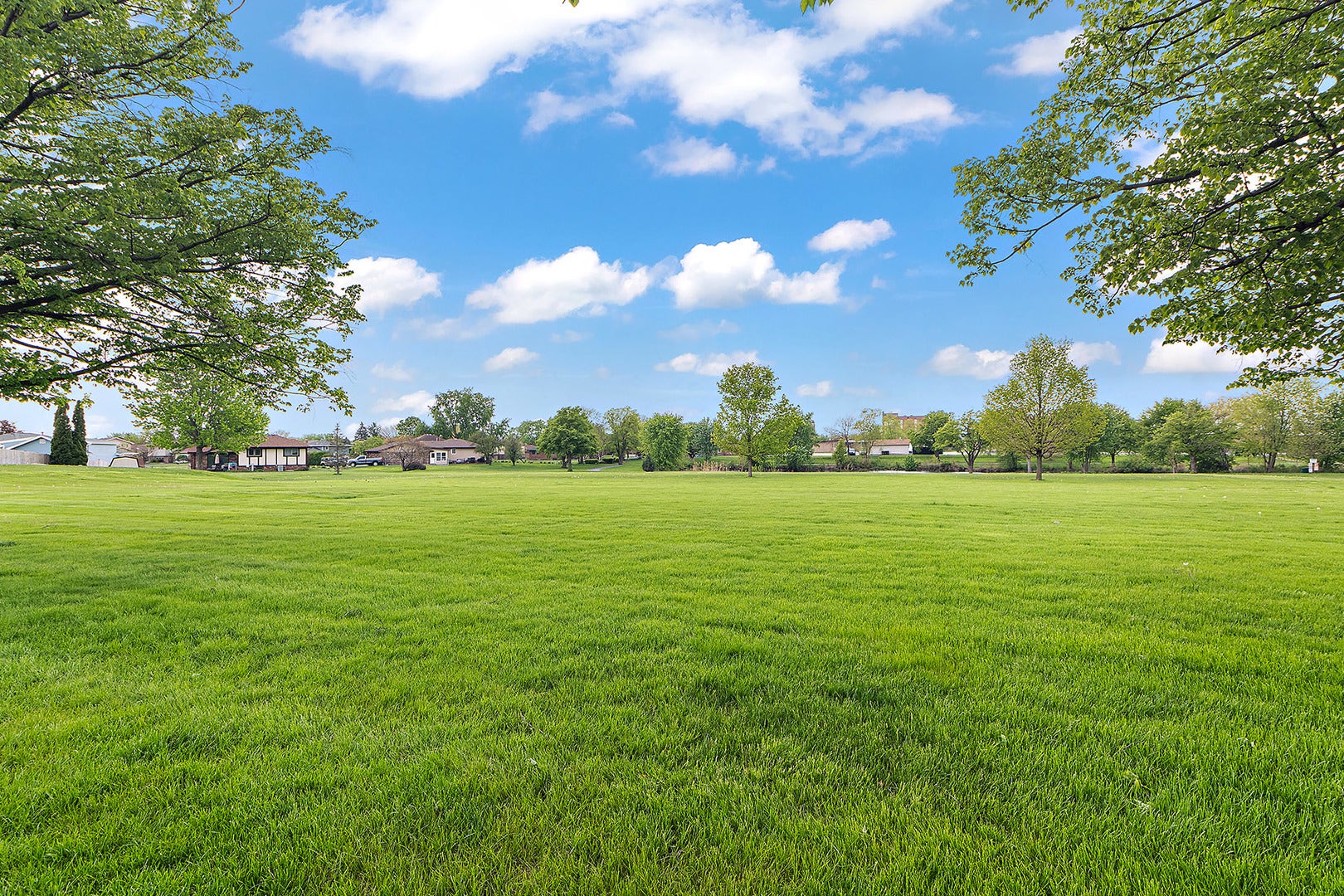16324 Brementowne Drive, Tinley Park, IL 60477 16324 Brementowne Drive, Tinley Park, IL 60477