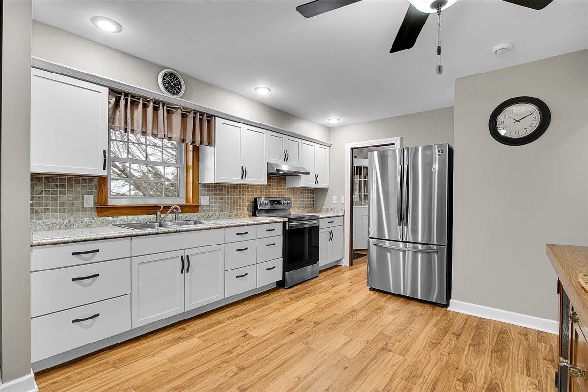 12495 Grove Road, Minooka, IL 60447 12495 Grove Road, Minooka, IL 60447