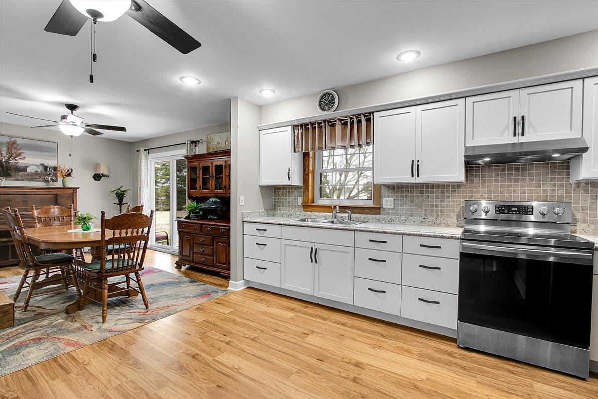 12495 Grove Road, Minooka, IL 60447 12495 Grove Road, Minooka, IL 60447