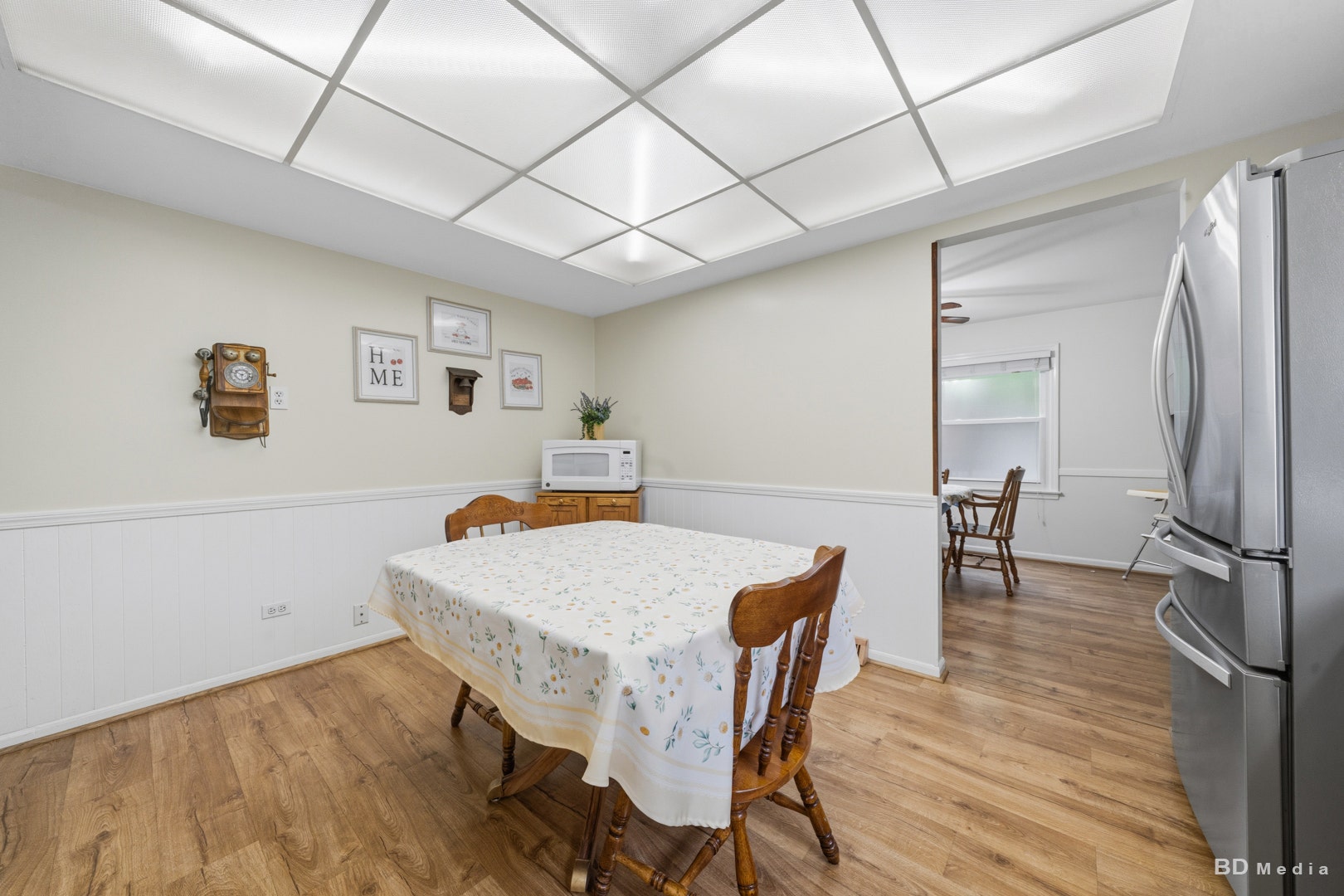 9826 Nottingham Avenue, Chicago Ridge, IL 60415 9826 Nottingham Avenue, Chicago Ridge, IL 60415