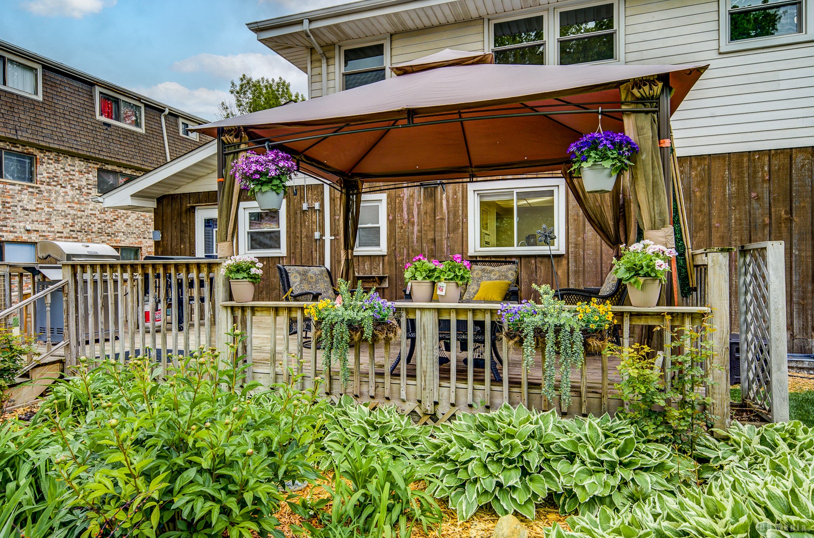 9826 Nottingham Avenue, Chicago Ridge, IL 60415 9826 Nottingham Avenue, Chicago Ridge, IL 60415
