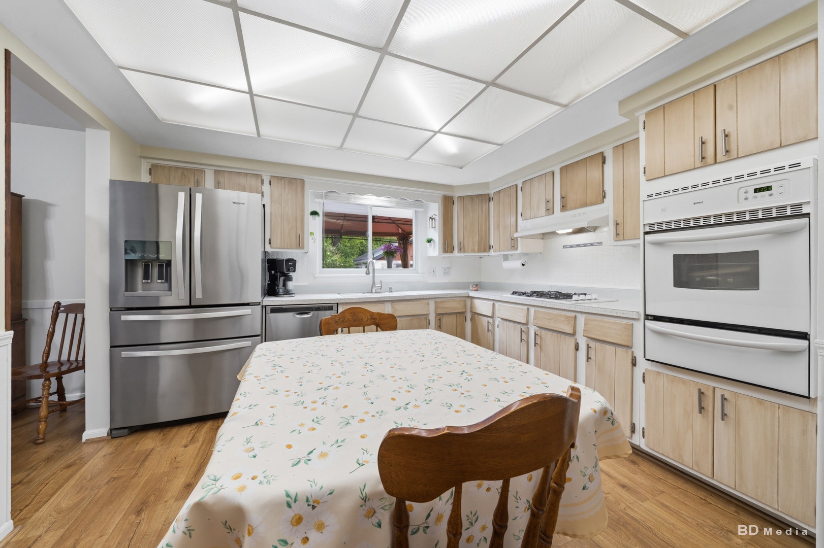 9826 Nottingham Avenue, Chicago Ridge, IL 60415 9826 Nottingham Avenue, Chicago Ridge, IL 60415