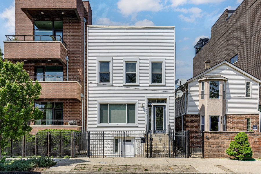 Property photo for 1468 W Ohio Street, Chicago, IL
