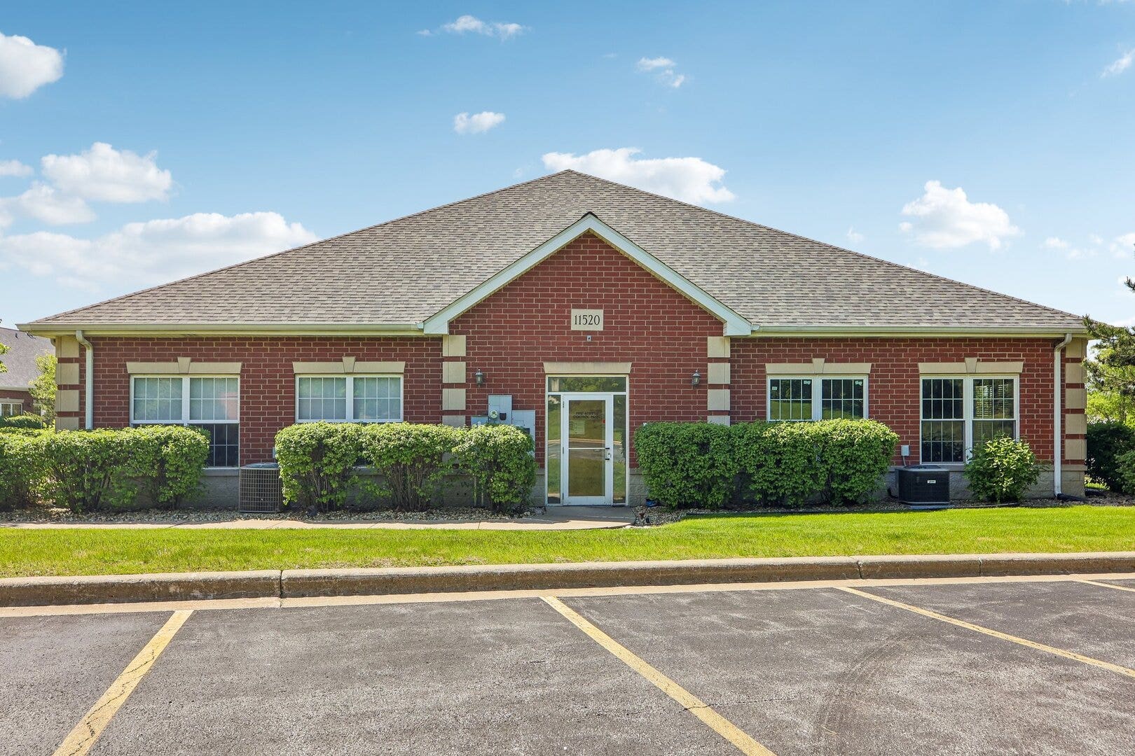 11520 183rd Place, #NE, Orland Park, IL 60467