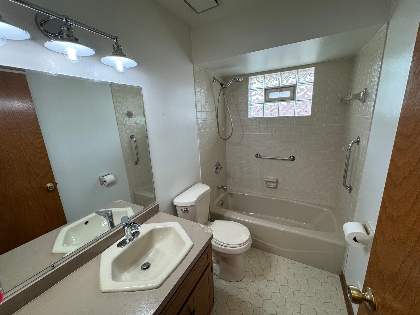 7336 W 153rd Street, #7336, Orland Park, IL 60462 7336 W 153rd Street, #7336, Orland Park, IL 60462