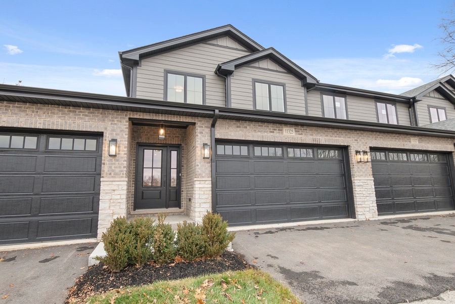 Property photo for 11315 1st Street, Mokena, IL