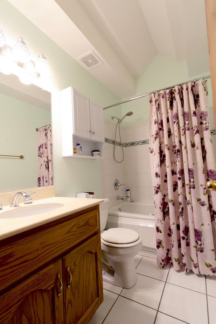 607 Flanagan Drive, #B, Minooka, IL 60447 607 Flanagan Drive, #B, Minooka, IL 60447