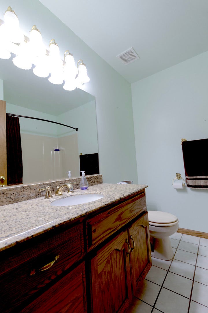 607 Flanagan Drive, #B, Minooka, IL 60447 607 Flanagan Drive, #B, Minooka, IL 60447