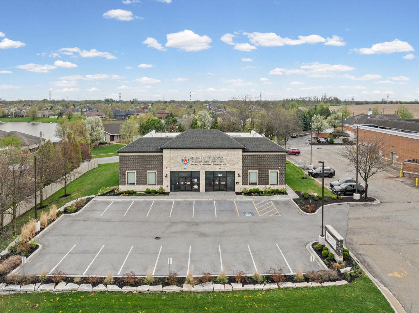 11240 W Laraway Road, Frankfort, IL 60423 11240 W Laraway Road, Frankfort, IL 60423