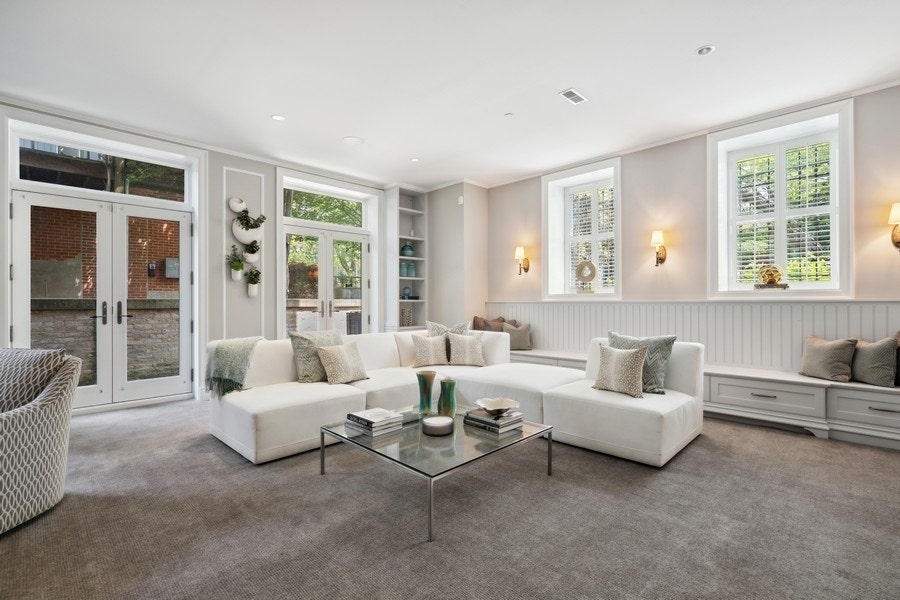 1407 N Hoyne Avenue, Chicago, IL 60622 1407 N Hoyne Avenue, Chicago, IL 60622