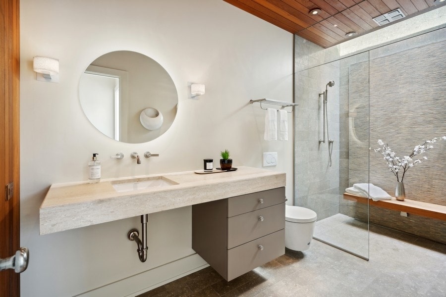 1407 N Hoyne Avenue, Chicago, IL 60622 1407 N Hoyne Avenue, Chicago, IL 60622