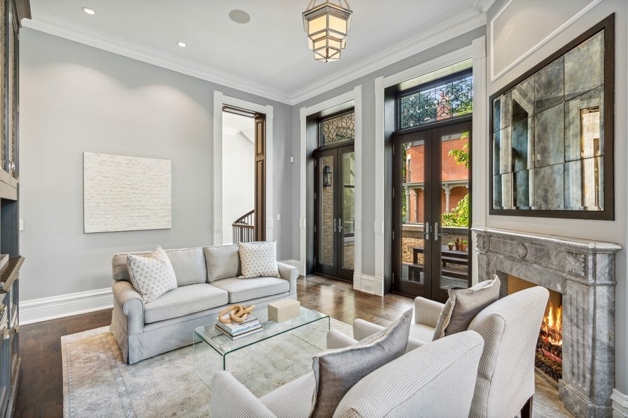 1407 N Hoyne Avenue, Chicago, IL 60622 1407 N Hoyne Avenue, Chicago, IL 60622