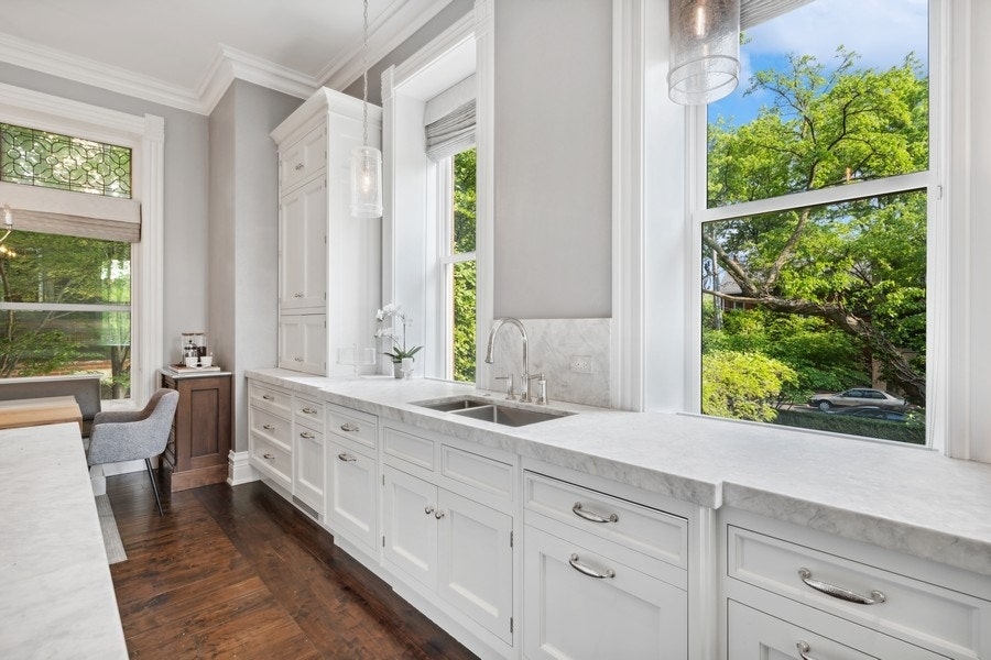 1407 N Hoyne Avenue, Chicago, IL 60622 1407 N Hoyne Avenue, Chicago, IL 60622