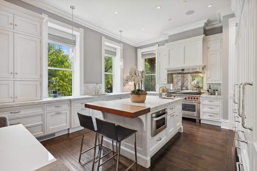1407 N Hoyne Avenue, Chicago, IL 60622 1407 N Hoyne Avenue, Chicago, IL 60622