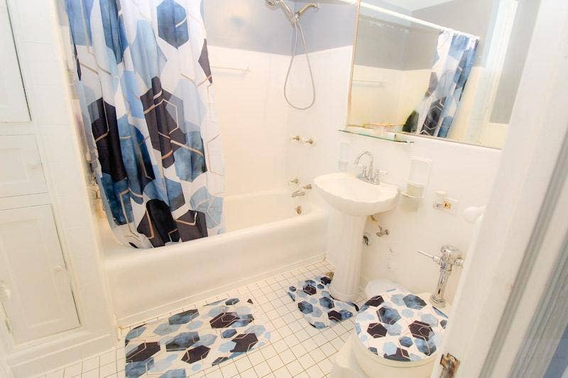7321 S South Shore Drive, #7B, Chicago, IL 60649