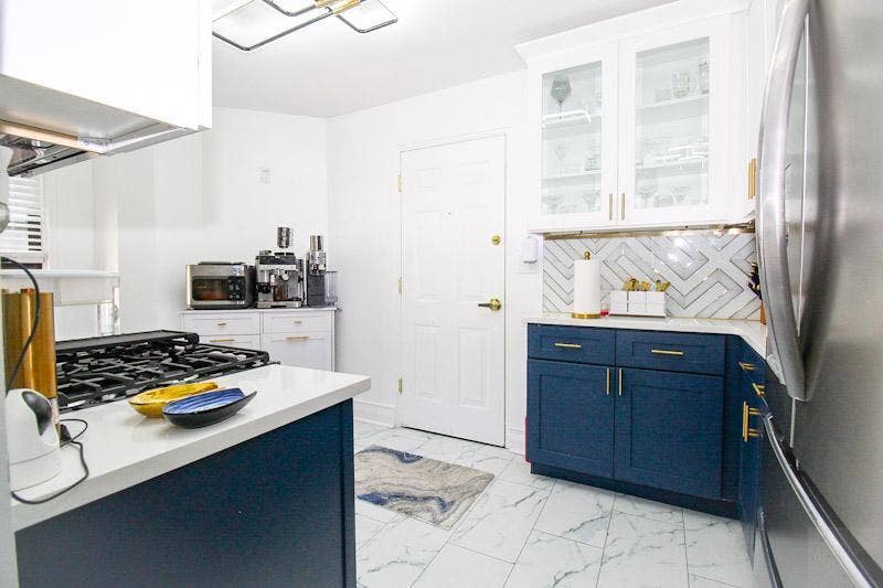 7321 S South Shore Drive, #7B, Chicago, IL 60649