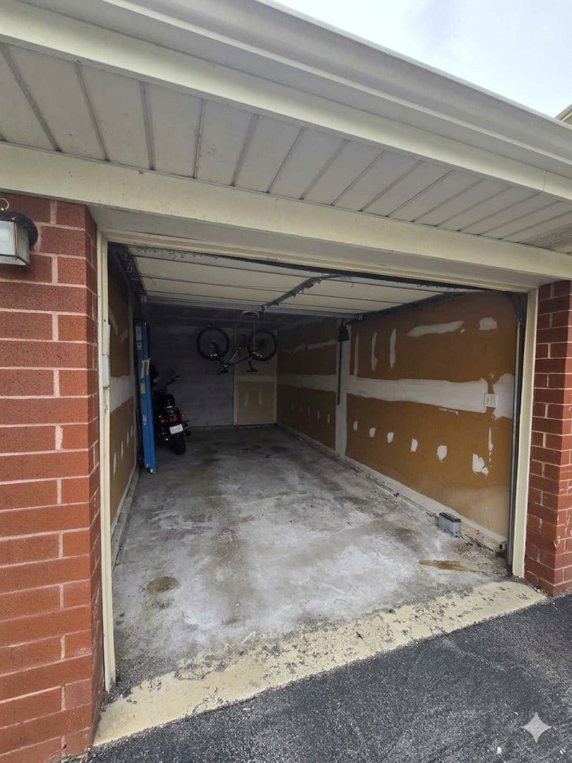 6624 Martin France Circle, #3B, Tinley Park, IL 60477 6624 Martin France Circle, #3B, Tinley Park, IL 60477