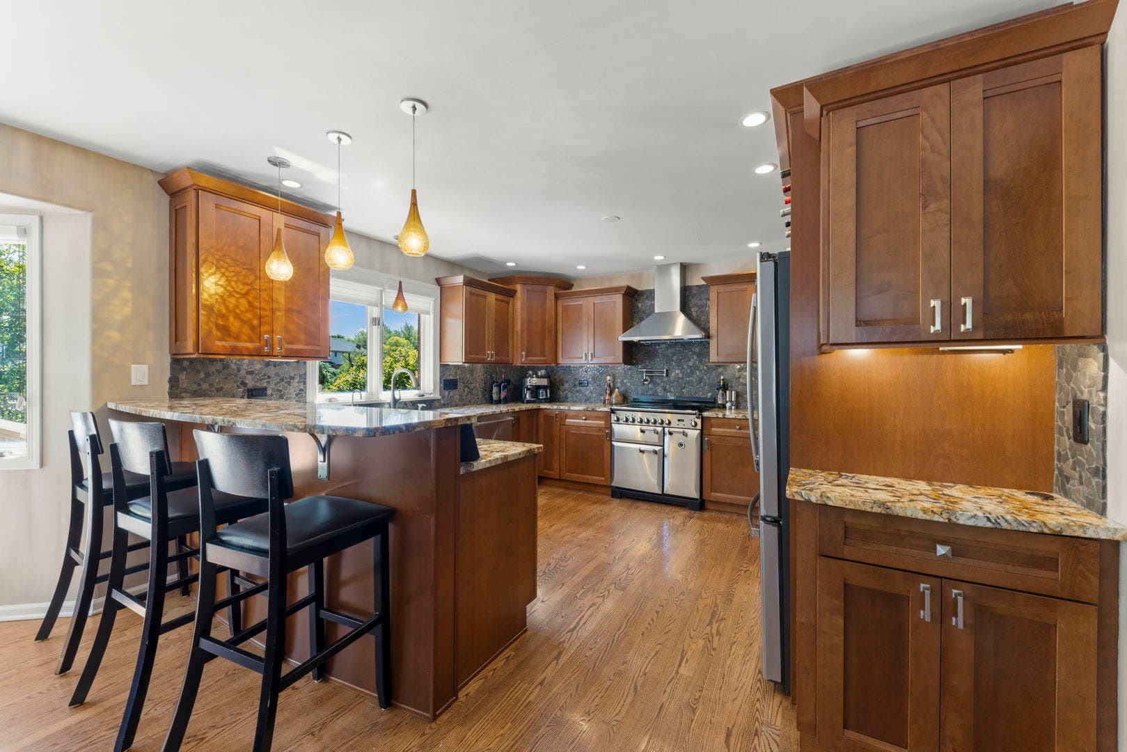 11019 Shenandoah Drive, Orland Park, IL 60467 11019 Shenandoah Drive, Orland Park, IL 60467