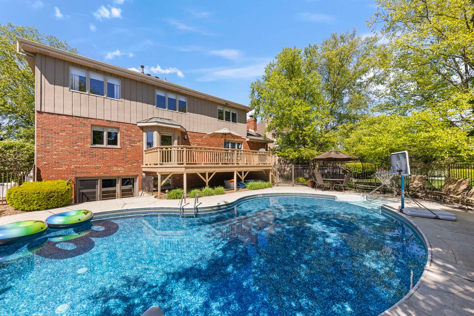 11019 Shenandoah Drive, Orland Park, IL 60467 11019 Shenandoah Drive, Orland Park, IL 60467