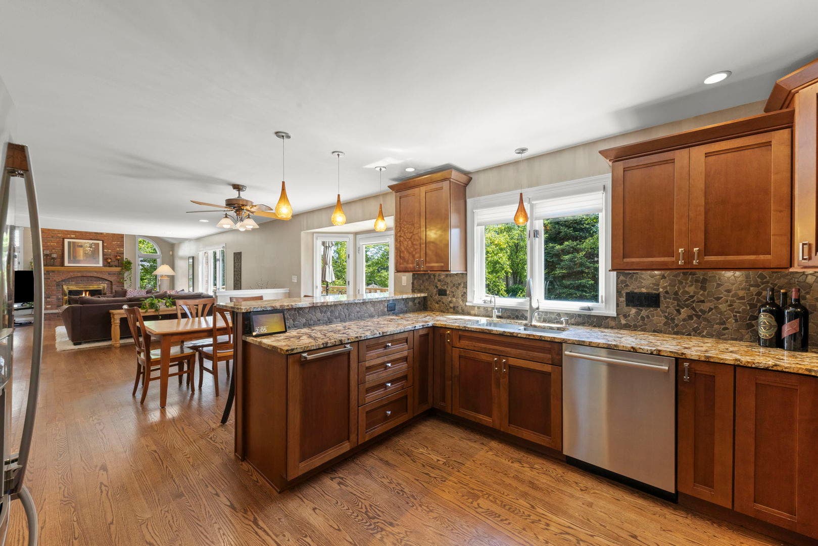 11019 Shenandoah Drive, Orland Park, IL 60467 11019 Shenandoah Drive, Orland Park, IL 60467