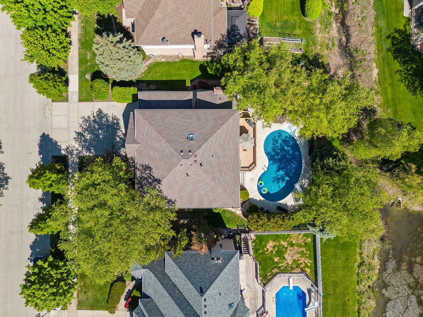 11019 Shenandoah Drive, Orland Park, IL 60467 11019 Shenandoah Drive, Orland Park, IL 60467