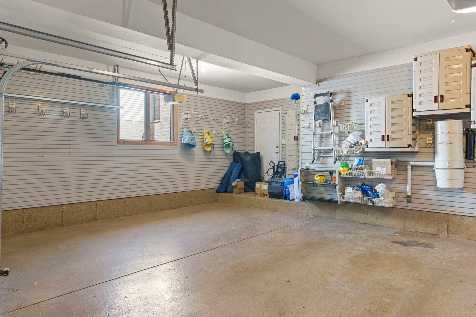 11019 Shenandoah Drive, Orland Park, IL 60467 11019 Shenandoah Drive, Orland Park, IL 60467
