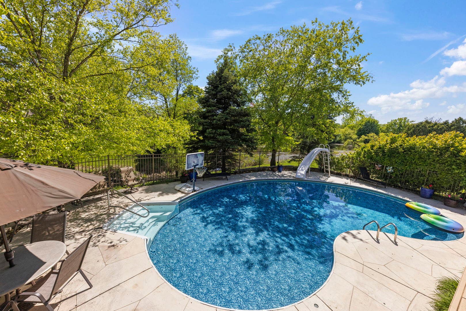 11019 Shenandoah Drive, Orland Park, IL 60467 11019 Shenandoah Drive, Orland Park, IL 60467