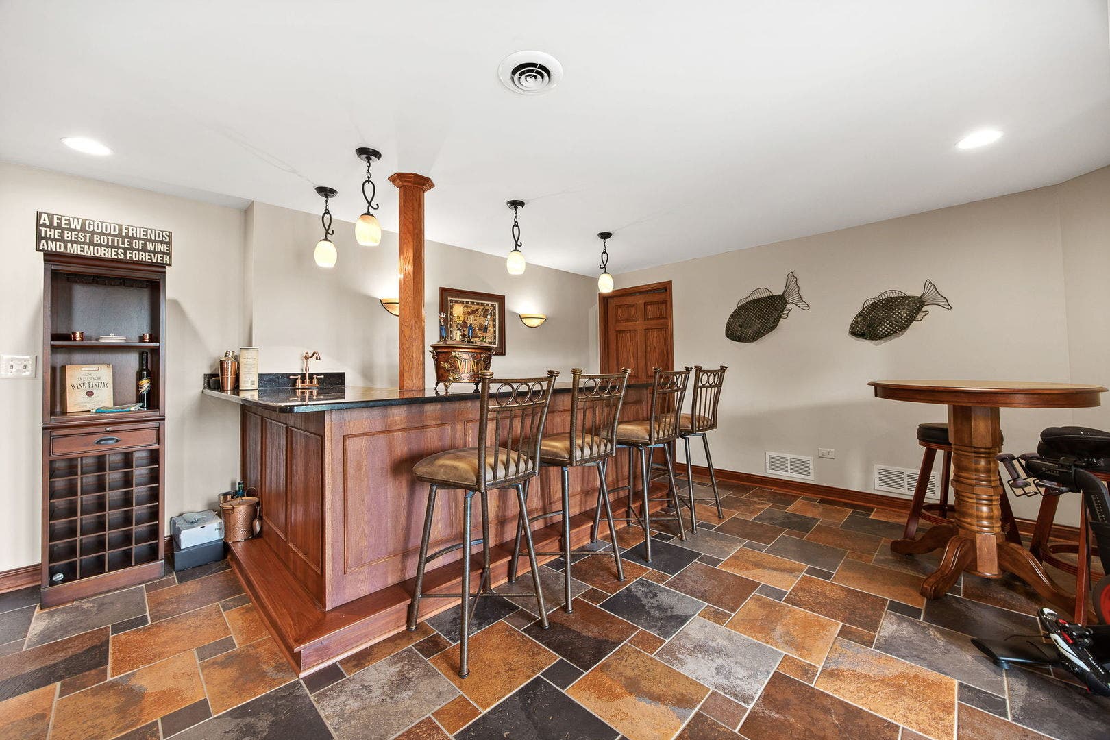 1045 Hilltop Drive, Lemont, IL 60439 1045 Hilltop Drive, Lemont, IL 60439