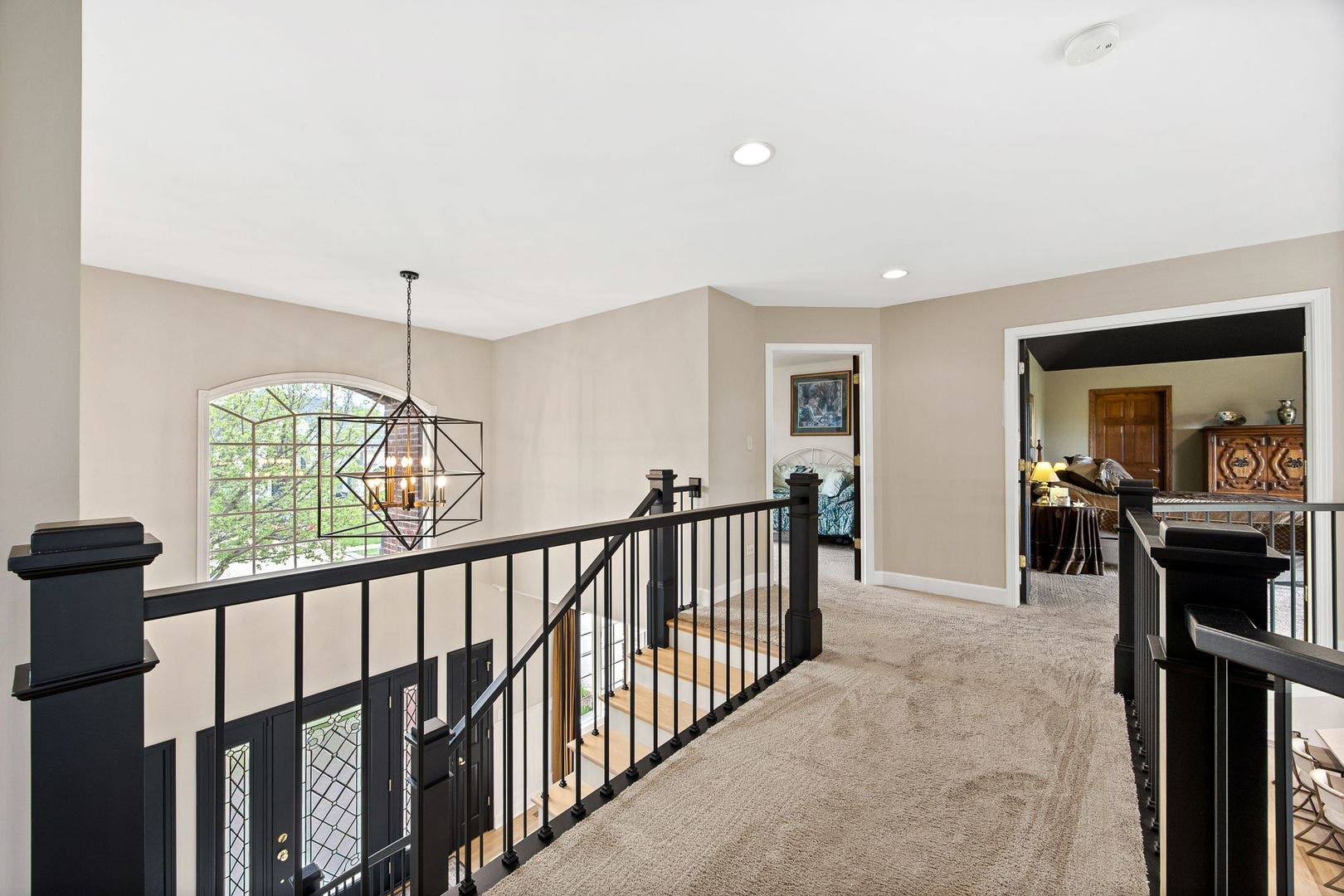 1045 Hilltop Drive, Lemont, IL 60439 1045 Hilltop Drive, Lemont, IL 60439