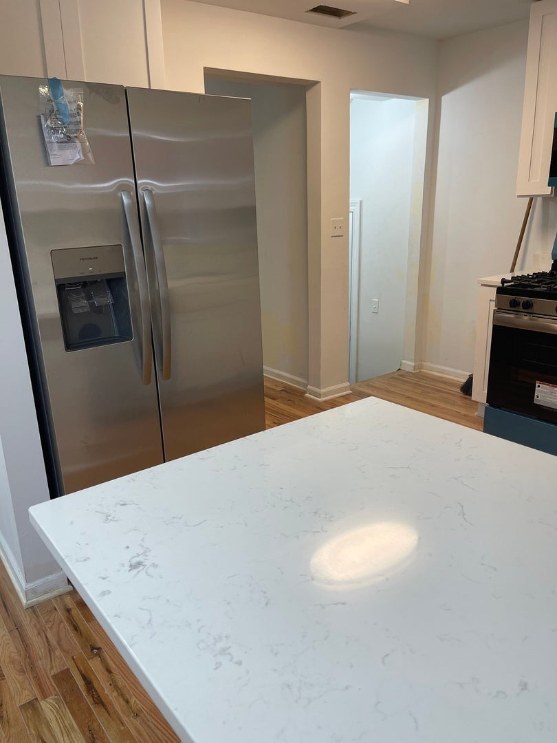 2646 E 77th Street, Chicago, IL 60649 2646 E 77th Street, Chicago, IL 60649