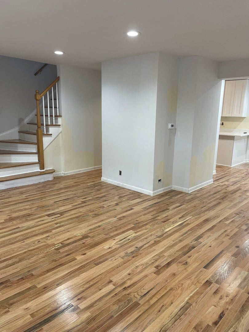 2646 E 77th Street, Chicago, IL 60649 2646 E 77th Street, Chicago, IL 60649