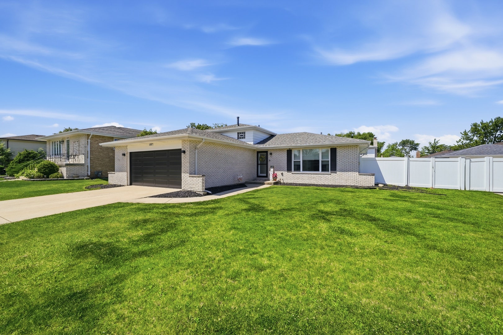 16450 Cherry Hill Avenue, Tinley Park, IL 60487 16450 Cherry Hill Avenue, Tinley Park, IL 60487