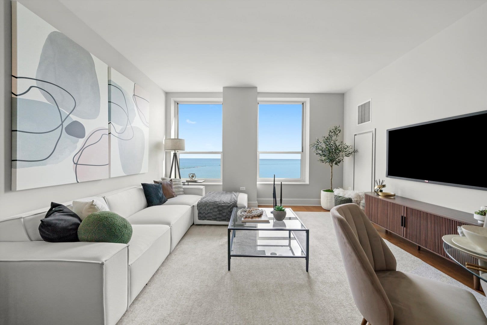 850 N Lake Shore Drive, #1801, Chicago, IL 60611 **Photo is of the model residence, representative