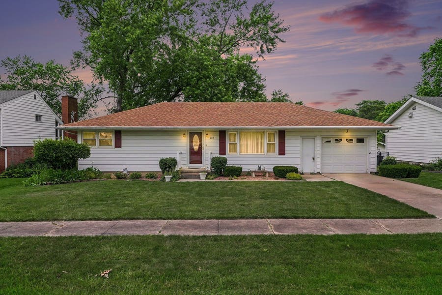 Property photo for 603 Orchard Lane, Beecher, IL