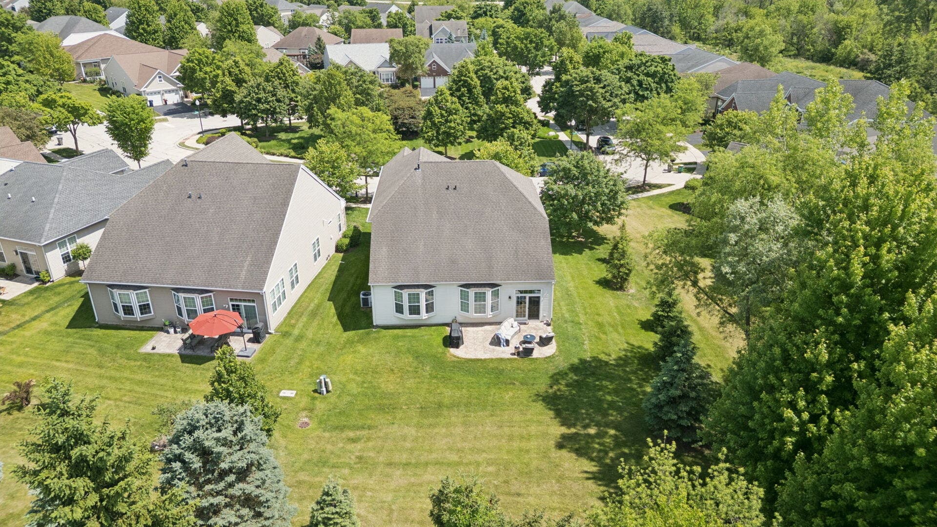 3898 Valhalla Drive, Elgin, IL 60124 3898 Valhalla Drive, Elgin, IL 60124