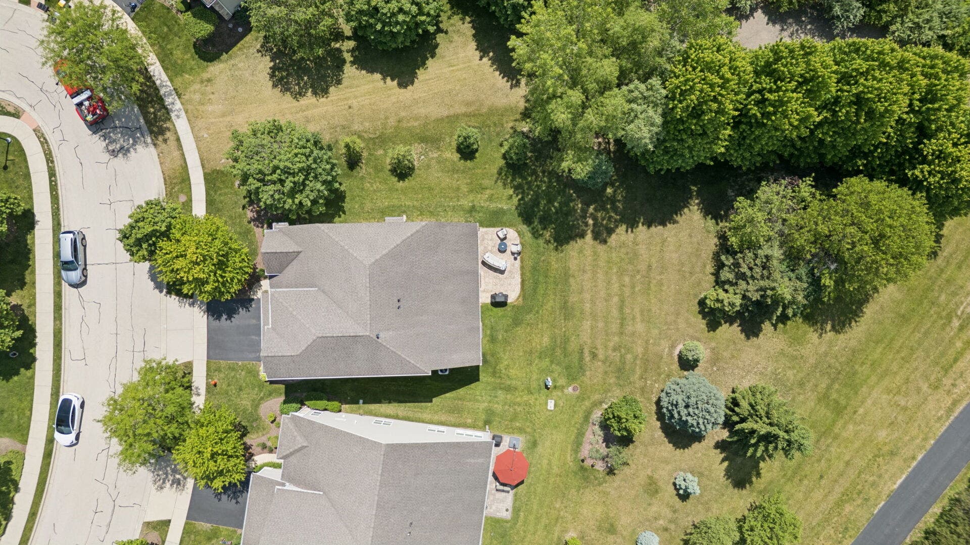 3898 Valhalla Drive, Elgin, IL 60124 3898 Valhalla Drive, Elgin, IL 60124