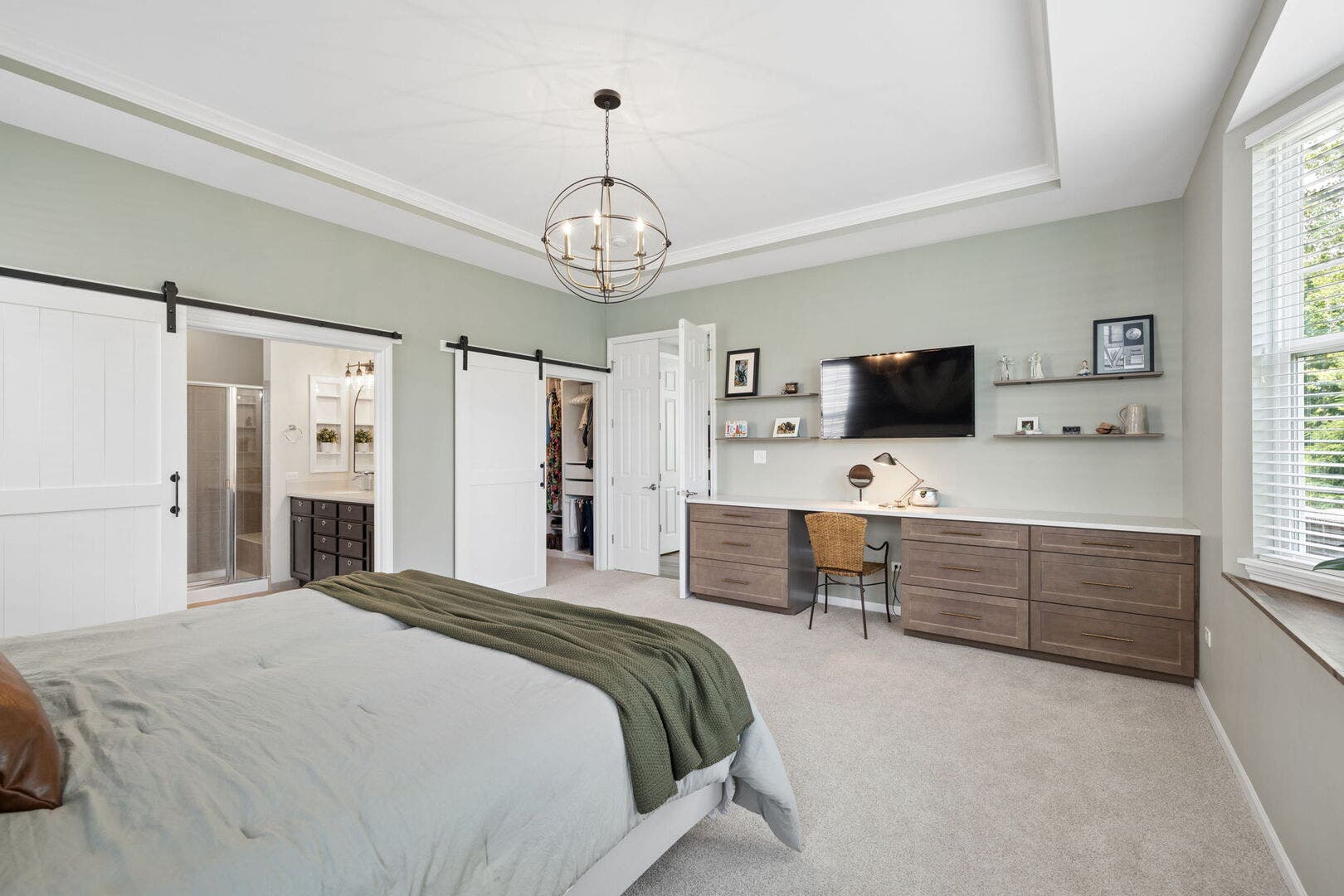3898 Valhalla Drive, Elgin, IL 60124 3898 Valhalla Drive, Elgin, IL 60124
