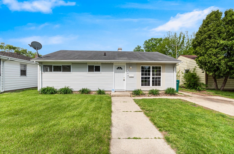 Property photo for 209 S Reed Street, Joliet, IL