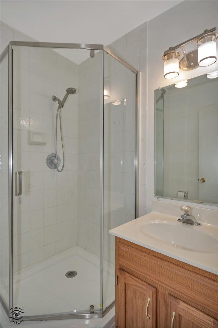 8912 W 140th Street, #3L, Orland Park, IL 60462 8912 W 140th Street, #3L, Orland Park, IL 60462