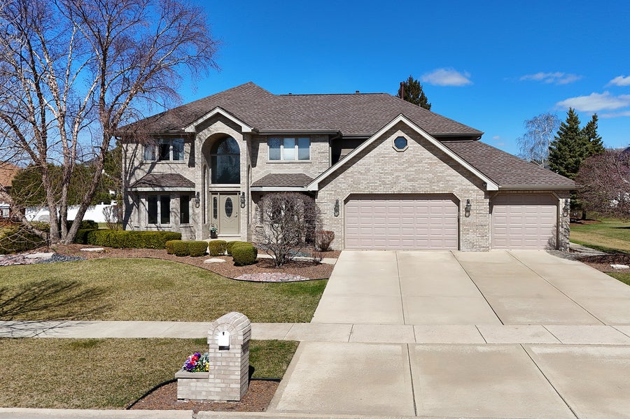 Property photo for 7816 Marquette Drive, Tinley Park, IL